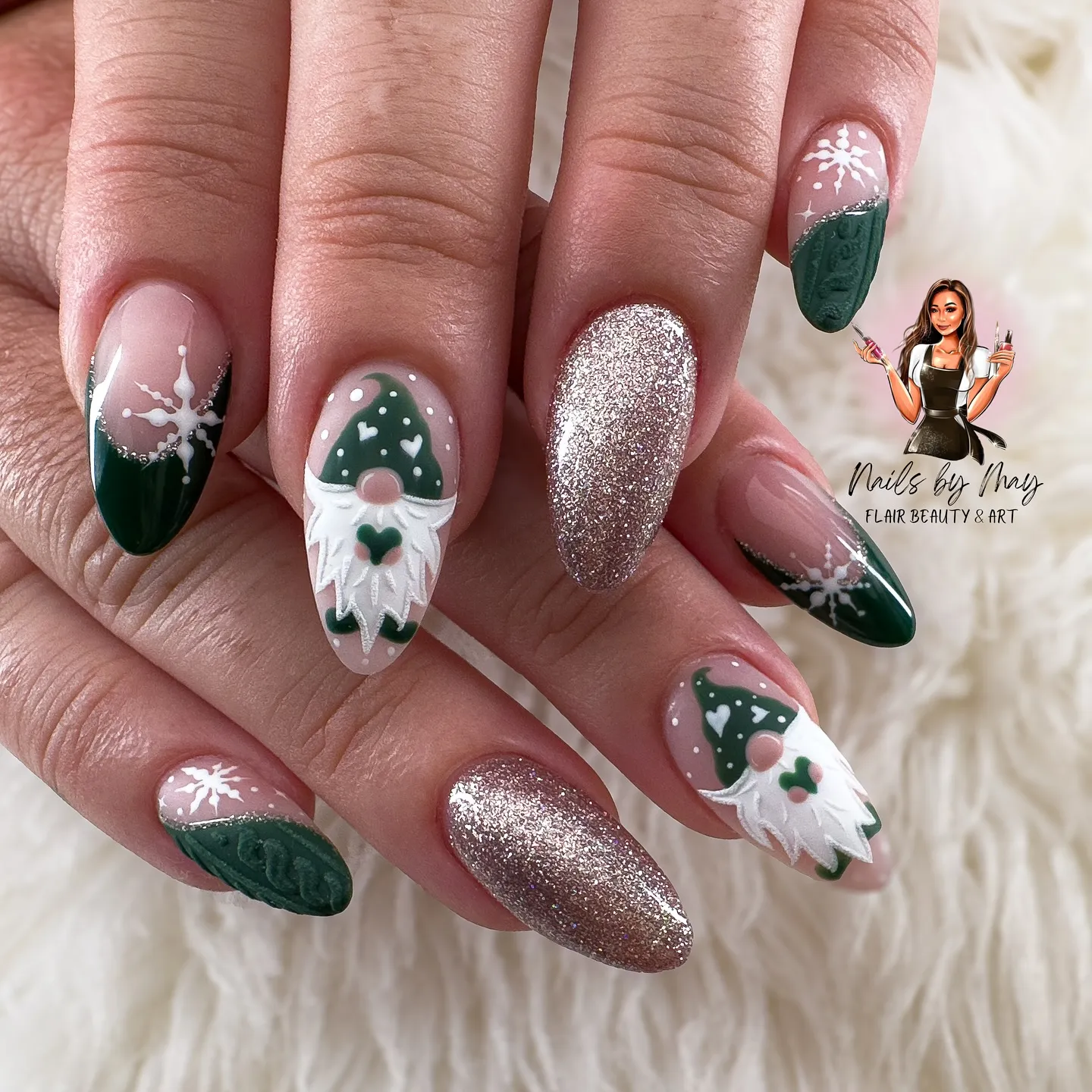 If you’re into gnomes (and who isn’t?), these Christmas nails short by @nailsby_may_ are too good to miss. With sparkly green French tips, silver glitter, and adorable 3D gnome accents, they’re a cozy take on winter nail ideas.